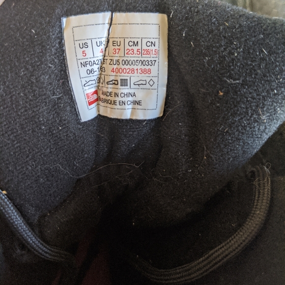 NORTH FACE thermoball winter boots - Picture 11 of 13